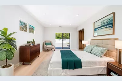 13633 Delano Street, Los Angeles, CA 91401 - Photo 11