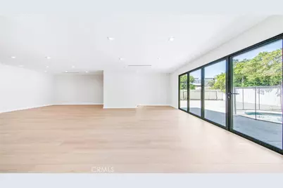 13633 Delano Street, Los Angeles, CA 91401 - Photo 13