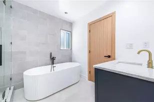 13633 Delano St, Los Angeles, CA 91401 - Photo 13