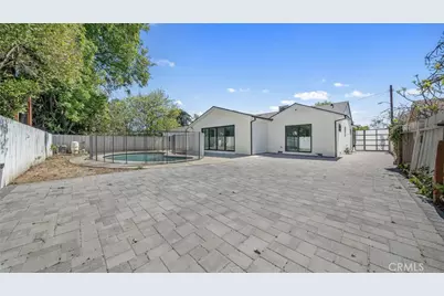 13633 Delano Street, Los Angeles, CA 91401 - Photo 23