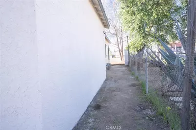 15528 Cobalt, Sylmar, CA 91342 - Photo 15