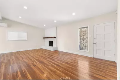 18817 Stagg Street, Reseda, CA 91335 - Photo 5
