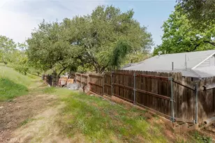 5888 Oak Knolls, Simi Valley, CA 93063 - Photo 35