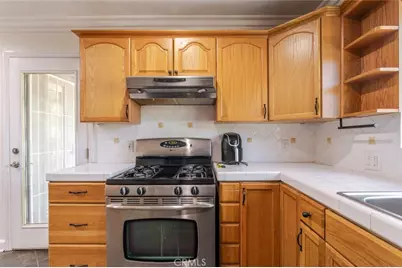 5888 Oak Knolls, Simi Valley, CA 93063 - Photo 17