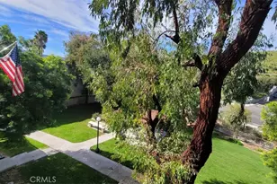 18126 Sundowner Way, Canyon Country, CA 91387 - Photo 17