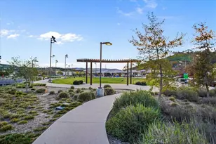 18126 Sundowner Way, Canyon Country, CA 91387 - Photo 19