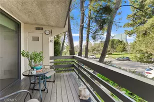 5757 Owensmouth Ave, Woodland Hills, CA 91367 - Photo 25