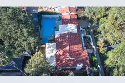 4905 Alhama, Woodland Hills, CA 91364 - Photo 31