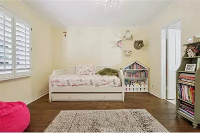 15815 Castlewoods Drive, Sherman Oaks, CA 91403 - Photo 25