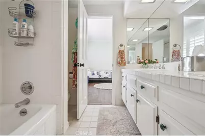 15815 Castlewoods Drive, Sherman Oaks, CA 91403 - Photo 29