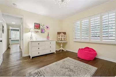 15815 Castlewoods Drive, Sherman Oaks, CA 91403 - Photo 23