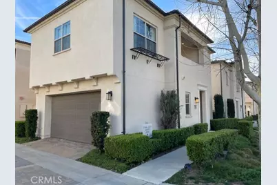 22014 Moveo, Saugus, CA 91350 - Photo 1