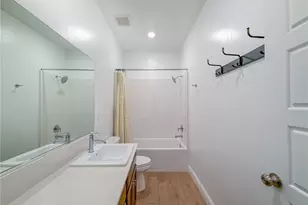 3317 Whispering Brk Ln, Shafter, CA 93263 - Photo 39