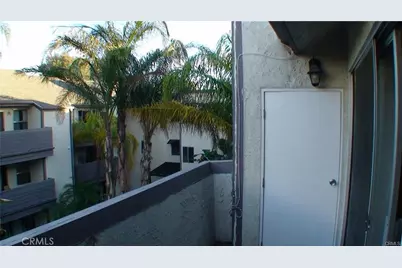 20253 Keswick Street #325, Winnetka, CA 91306 - Photo 19