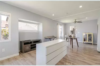 1100 W 103rd Street, Los Angeles, CA 90044 - Photo 7