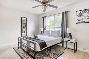 1572 S Ridgeley, Los Angeles, CA 90019 - Photo 29