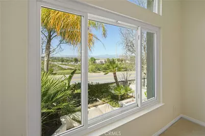 24526 Windsor #B, Valencia, CA 91355 - Photo 17