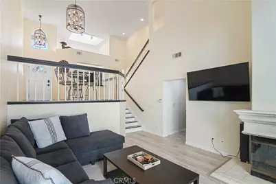24526 Windsor #B, Valencia, CA 91355 - Photo 5
