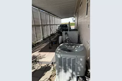 17 Serra Way, Los Angeles, CA 91345 - Photo 15