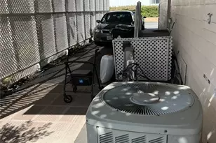 17 Serra Way, Los Angeles, CA 91345 - Photo 15