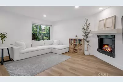 16723 Vanowen Street, Van Nuys, CA 91406 - Photo 3