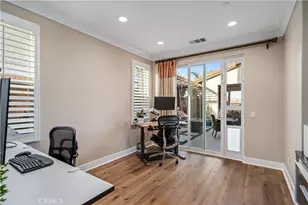 25056 Cypress Bluff, Canyon Country, CA 91387 - Photo 23