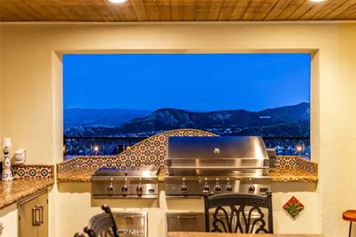 25056 Cypress Bluff, Canyon Country, CA 91387 - Photo 63