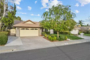 22619 Oxford, Saugus, CA 91350 - Photo 1