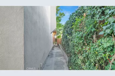 5734 Norwich, Sherman Oaks, CA 91411 - Photo 37