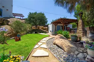 8500 Val Verde Dr, West Hills, CA 91304 - Photo 15