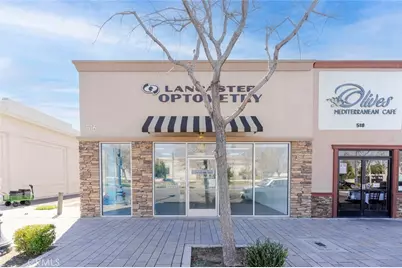 516 W Lancaster Boulevard, Lancaster, CA 93534 - Photo 1