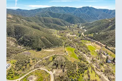 43460 Newview Drive, Lake Hughes, CA 93532 - Photo 15