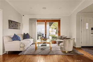 22370 Algunas Rd, Woodland Hills, CA 91364 - Photo 7