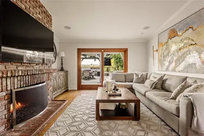 22370 Algunas Road, Woodland Hills, CA 91364 - Photo 11