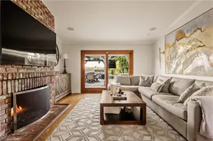 22370 Algunas Rd, Woodland Hills, CA 91364 - Photo 11