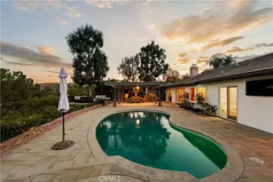 22370 Algunas Rd, Woodland Hills, CA 91364 - Photo 31