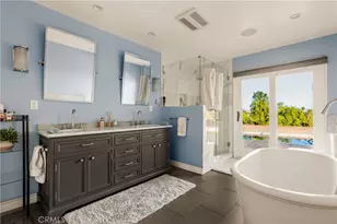 22370 Algunas Rd, Woodland Hills, CA 91364 - Photo 19