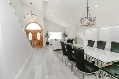 10670 Deering, Chatsworth, CA 91311 - Photo 3
