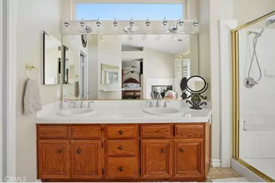 23224 Sherwood, Valencia, CA 91354 - Photo 29