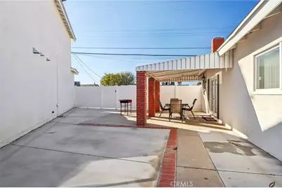 16428 Halsted Street, North Hills, CA 91343 - Photo 19