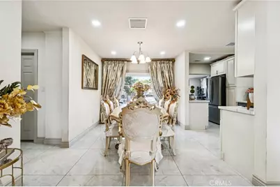 10959 Memory Park Avenue, Los Angeles, CA 91345 - Photo 7