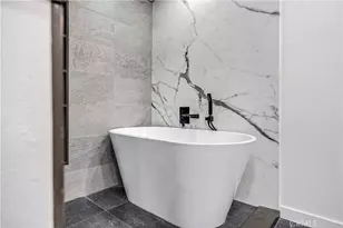 7702 De Soto, Canoga Park, CA 91304 - Photo 25