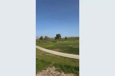 5608 Via Venezia, Bakersfield, CA 93306 - Photo 11