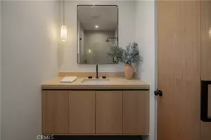 15451 Camarillo St, Sherman Oaks, CA 91403 - Photo 31