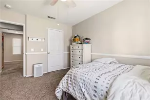 30457 Barcelona, Castaic, CA 91384 - Photo 25