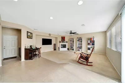 2354 Crimson, Rosamond, CA 93560 - Photo 11