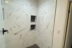 1217 1215 Woodworth, San Fernando, CA 91340 - Photo 3