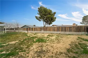 21010 Lodi Pl, California City, CA 93505 - Photo 19