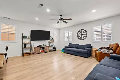 11226 N Alta, Mission Hills (San Fernando), CA 91345 - Photo 7