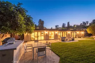 18611 Rocoso Pl, Tarzana, CA 91356 - Photo 37